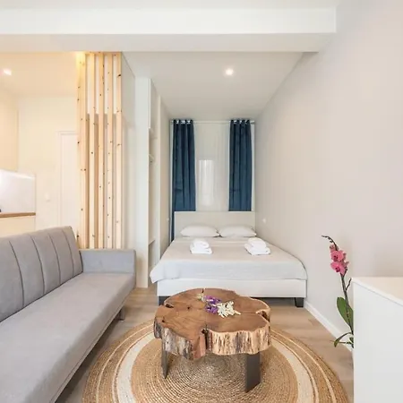 The Urban Loft 1 - Exclusive Gem Daire Atina